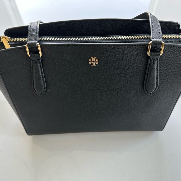 Brand new Tory Burch Emerson Tote Bag - Picture 5 of 10